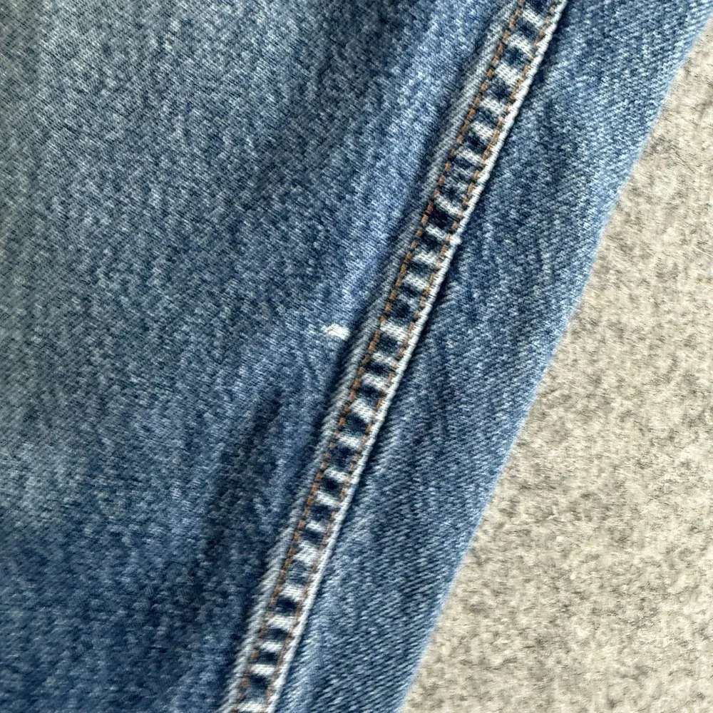 Vintage Levis 560 Jeans Mens 34x30 Loose Fit Y2k Tapered Leg Denim Made USA FLAW